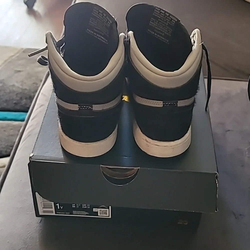 Jordan 1 retro - Picture 2 of 3